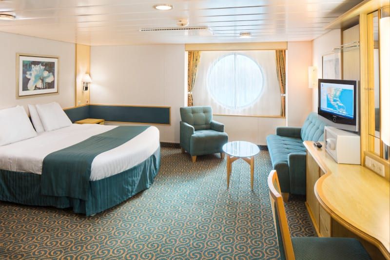 Freedom of the Seas Ocean View - Accessible (2N) cabin, photo 3 of 3