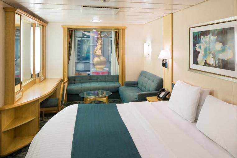 Freedom of the Seas Connecting Promenade Interior (CP) cabin, photo 2 of 2