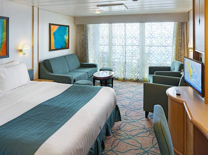 Representative photo: Grandeur of the Seas Sunset Junior Suite cabin Representative photo: Grandeur of the Seas Sunset Junior Suite cabin