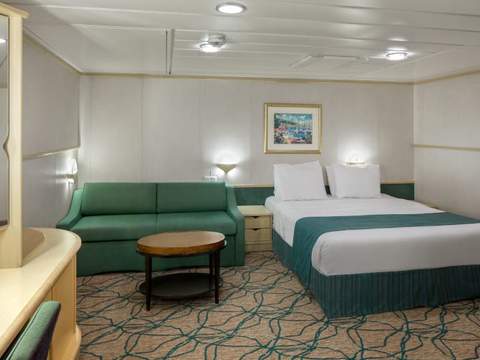 Grandeur of the Seas Interior (4V) cabin, photo 3 of 4 Grandeur of the Seas Interior (4V) cabin, photo 3 of 4