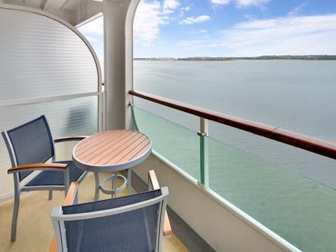 Grandeur of the Seas Spacious Ocean View Balcony (1B) balcony, photo 2 of 2