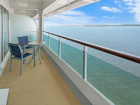 Grandeur of the Seas Junior Suite (J4) balcony