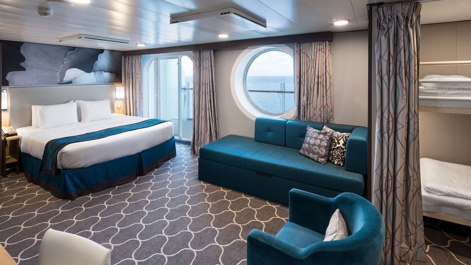 Harmony of the Seas Ultra Spacious Ocean View with Large Balcony (1A) cabin, photo 1 of 3