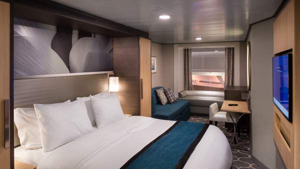 Harmony of the Seas Promenade View Interior (2T) cabin, photo 1 of 4