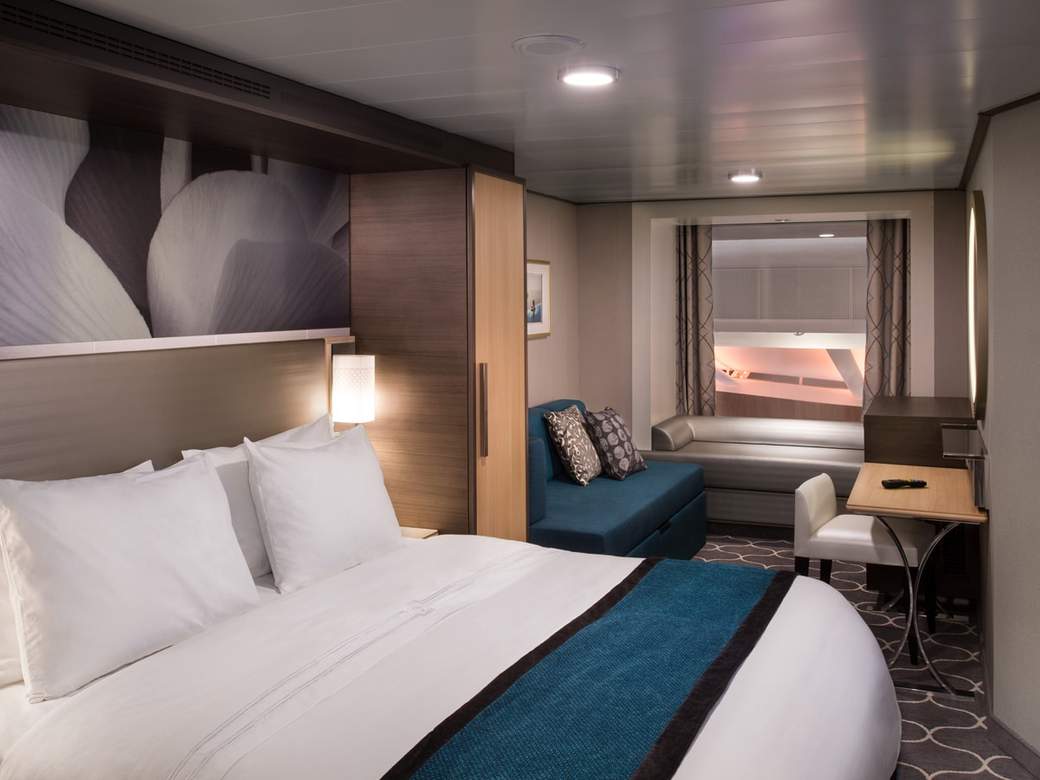 Harmony of the Seas Promenade View Interior (2T) cabin, photo 1 of 4