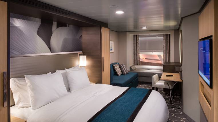 Harmony of the Seas Promenade View Interior (2T) cabin, photo 1 of 4