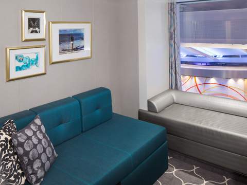 Harmony of the Seas Promenade View Interior (2T) cabin, photo 2 of 4