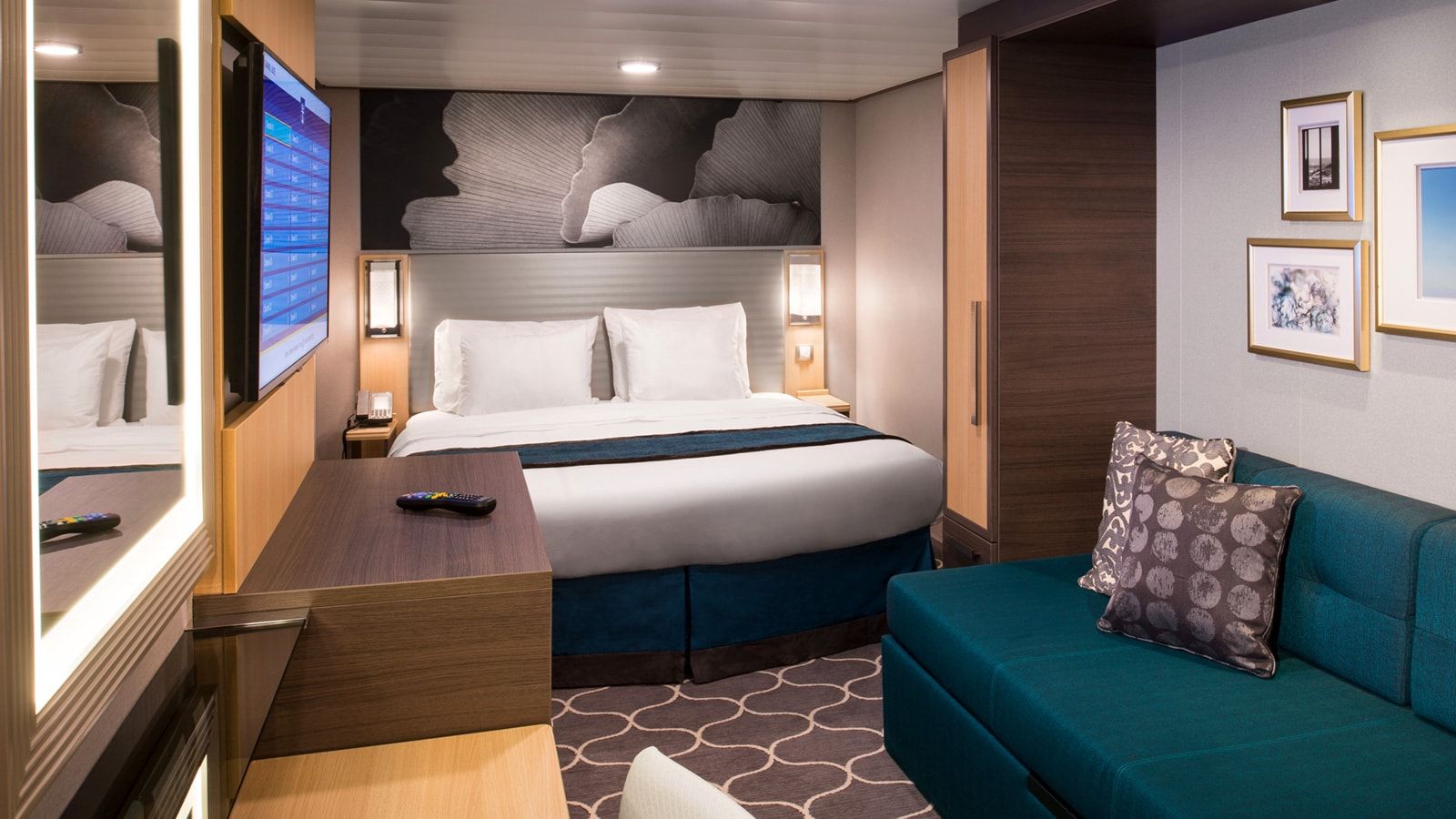 Harmony of the Seas Connecting Interior (CI) cabin, photo 1 of 2