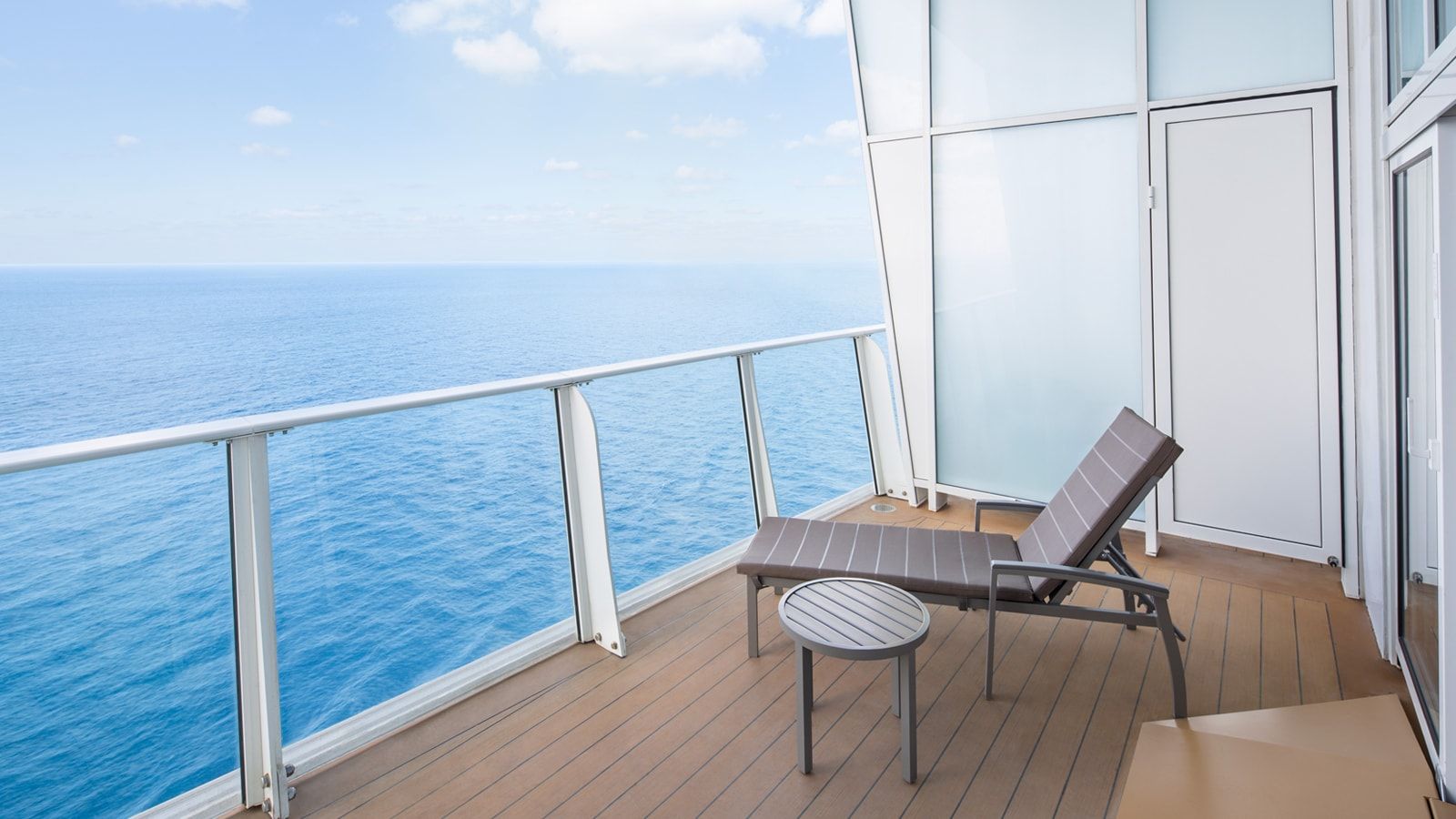 Harmony of the Seas Crown Loft Suite - Accessible (L1) balcony