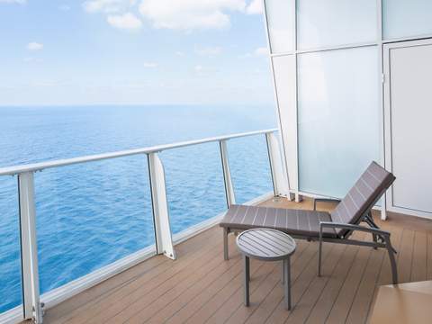 Harmony of the Seas Crown Loft Suite - Accessible (L1) balcony