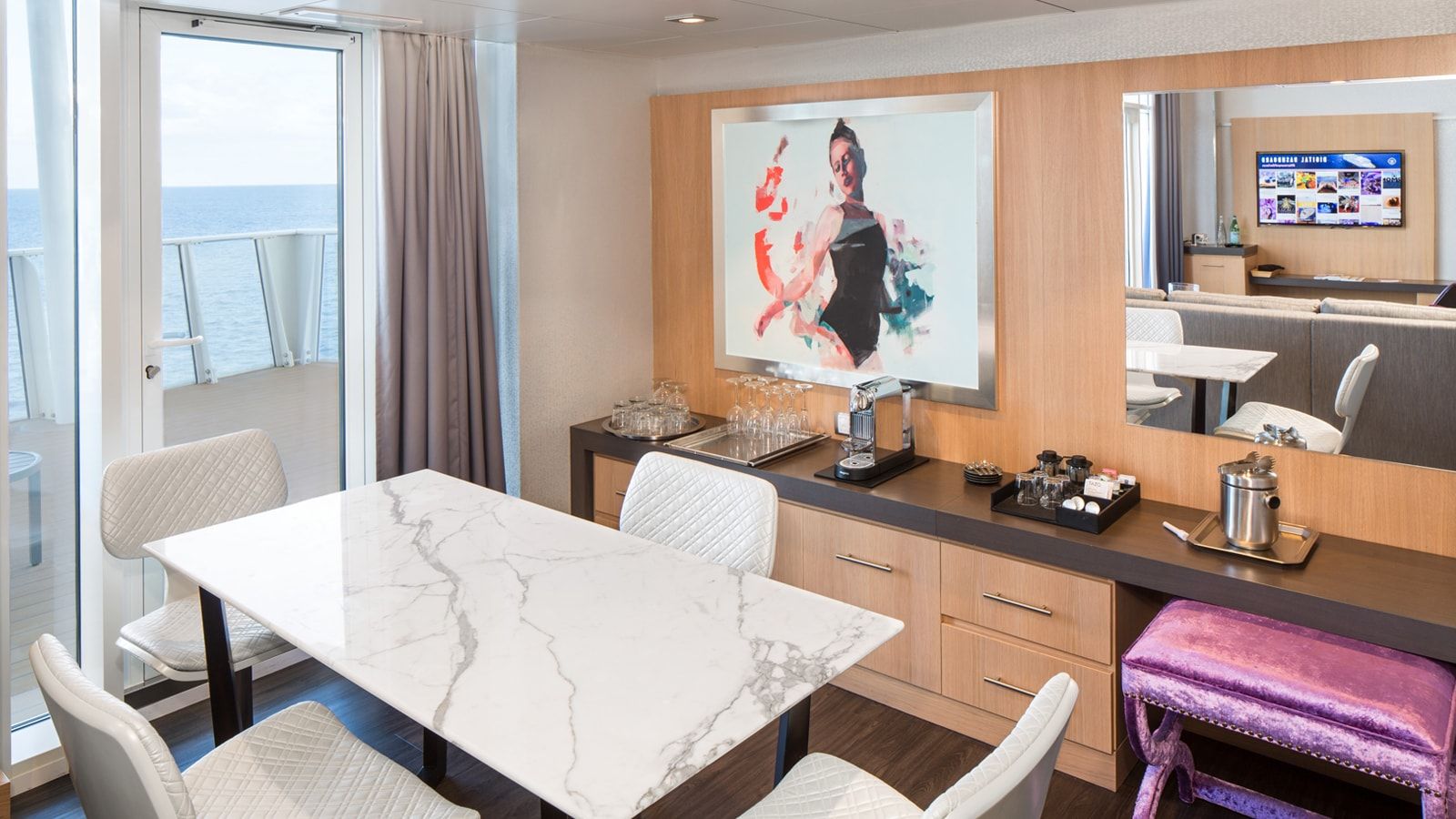 Harmony of the Seas Star Loft Suite (TL) dining area