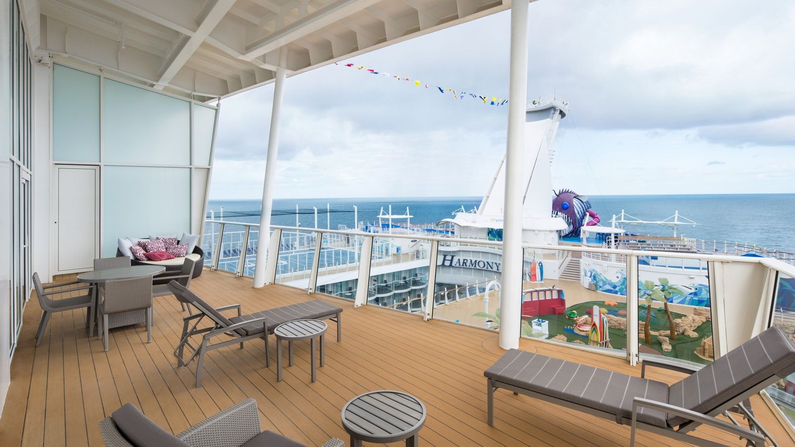 Harmony of the Seas Star Loft Suite (TL) balcony, photo 1 of 3