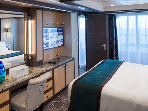Harmony of the Seas Villa Suite - 4 Bedrooms (VS) bedroom, photo 2 of 4