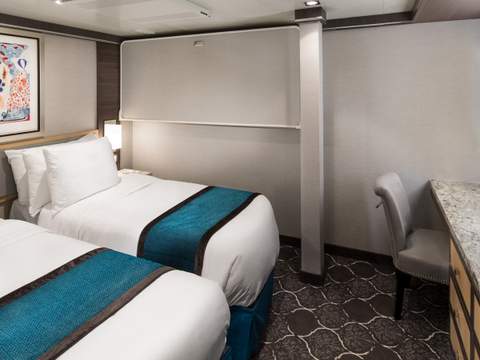 Harmony of the Seas Villa Suite - 4 Bedrooms (VS) bedroom, photo 4 of 4
