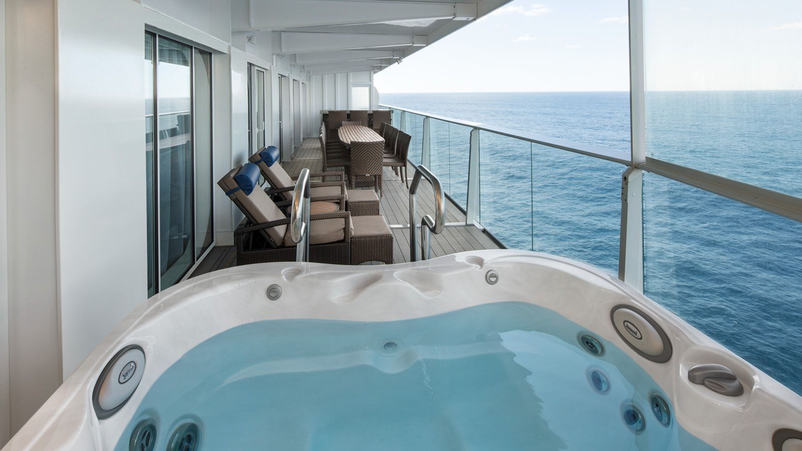 Harmony of the Seas Villa Suite - 4 Bedrooms (VS) balcony, photo 2 of 6