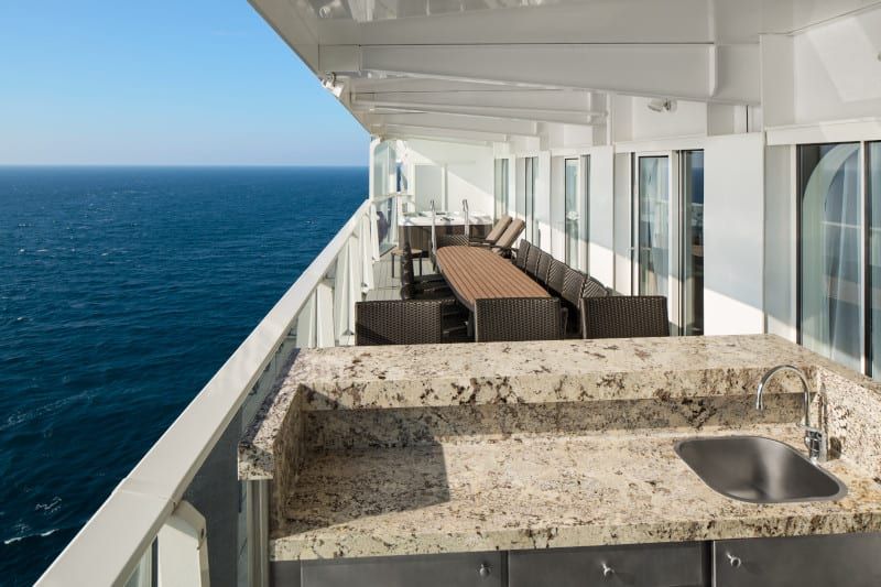 Harmony of the Seas Villa Suite - 4 Bedrooms (VS) balcony, photo 4 of 6