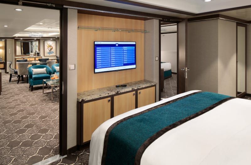 Harmony of the Seas Villa Suite - 4 Bedrooms (VS) bedroom, photo 7 of 9