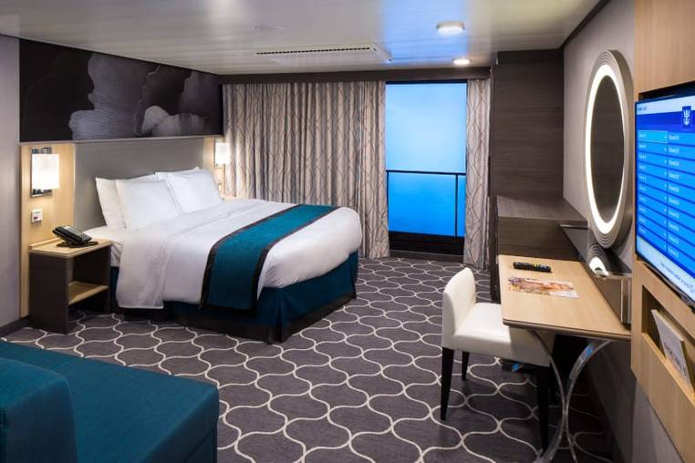 Harmony of the Seas Interior with Virtual Balcony - Accessible (4U) cabin, photo 6 of 6