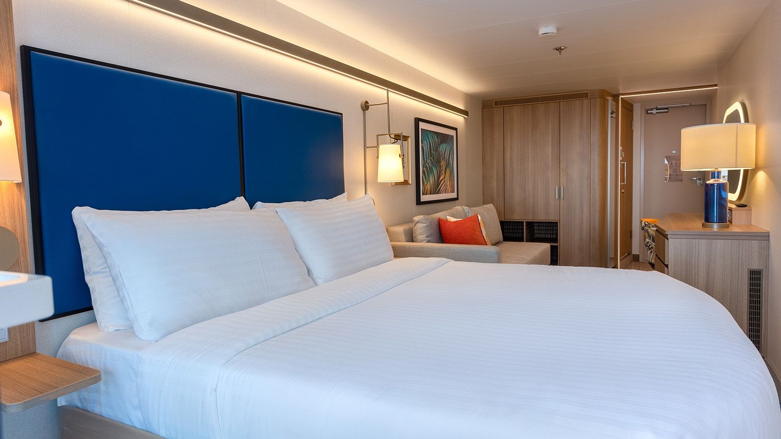 Hero of the Seas Ocean View Balcony (D3) cabin, photo 2 of 4