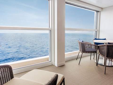 Legend of the Seas Infinite Grand Suite (IG) balcony