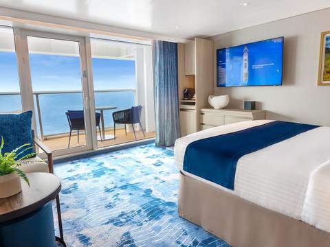 Legend of the Seas Sunset Junior Suite (JT) cabin, photo 1 of 4