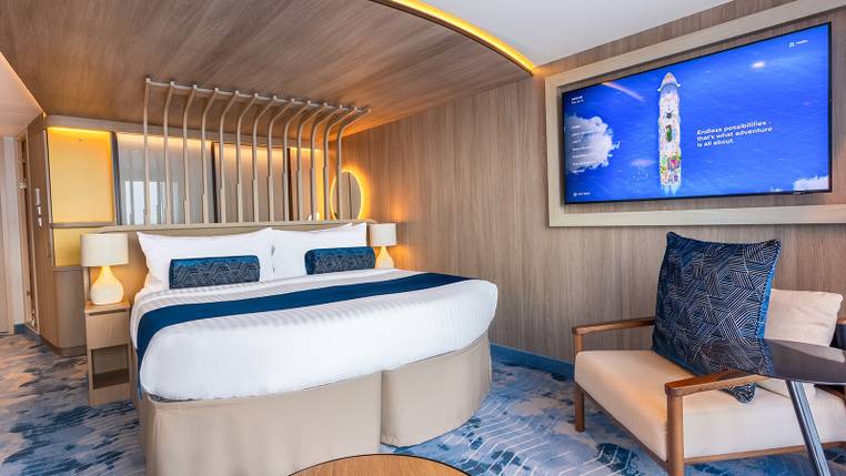 Hero of the Seas Sky Junior Suite (JY) cabin, photo 3 of 4