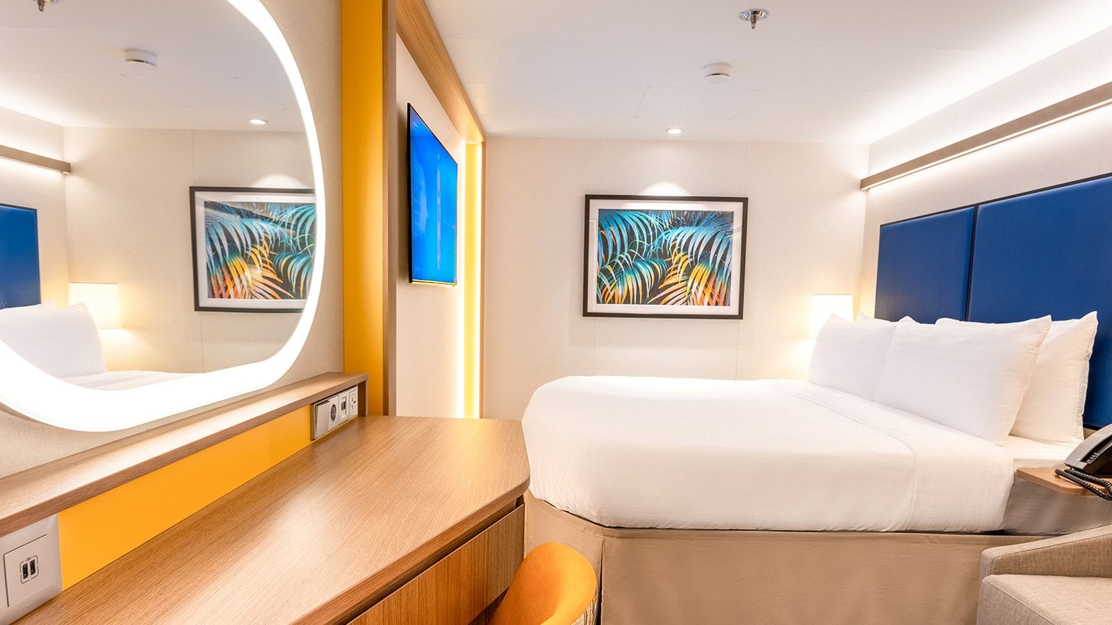 Hero of the Seas Interior (V4) cabin, photo 1 of 4