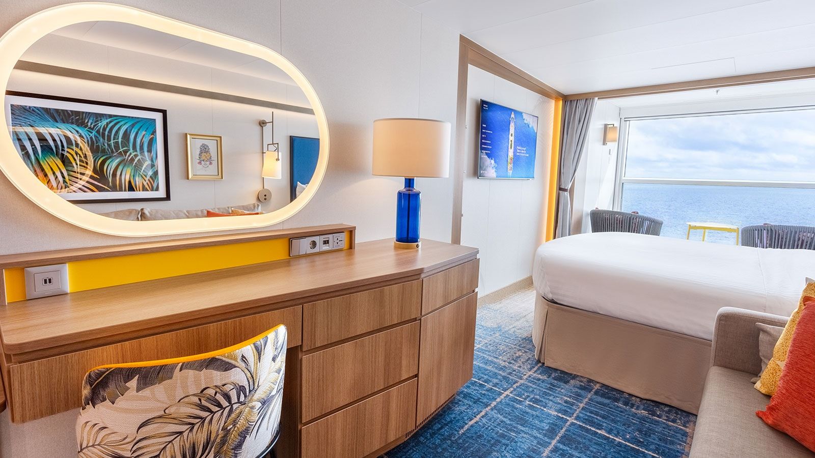 Icon of the Seas Spacious Infinite Ocean View Balcony (I1) cabin, photo 2 of 4