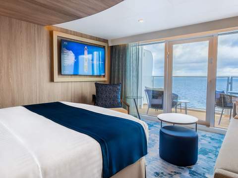 Icon of the Seas Sky Junior Suite (JY) cabin, photo 2 of 4