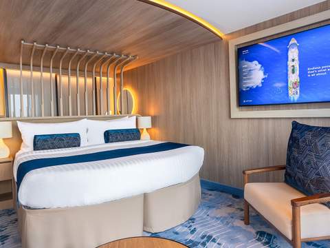 Icon of the Seas Sky Junior Suite (JY) cabin, photo 3 of 4