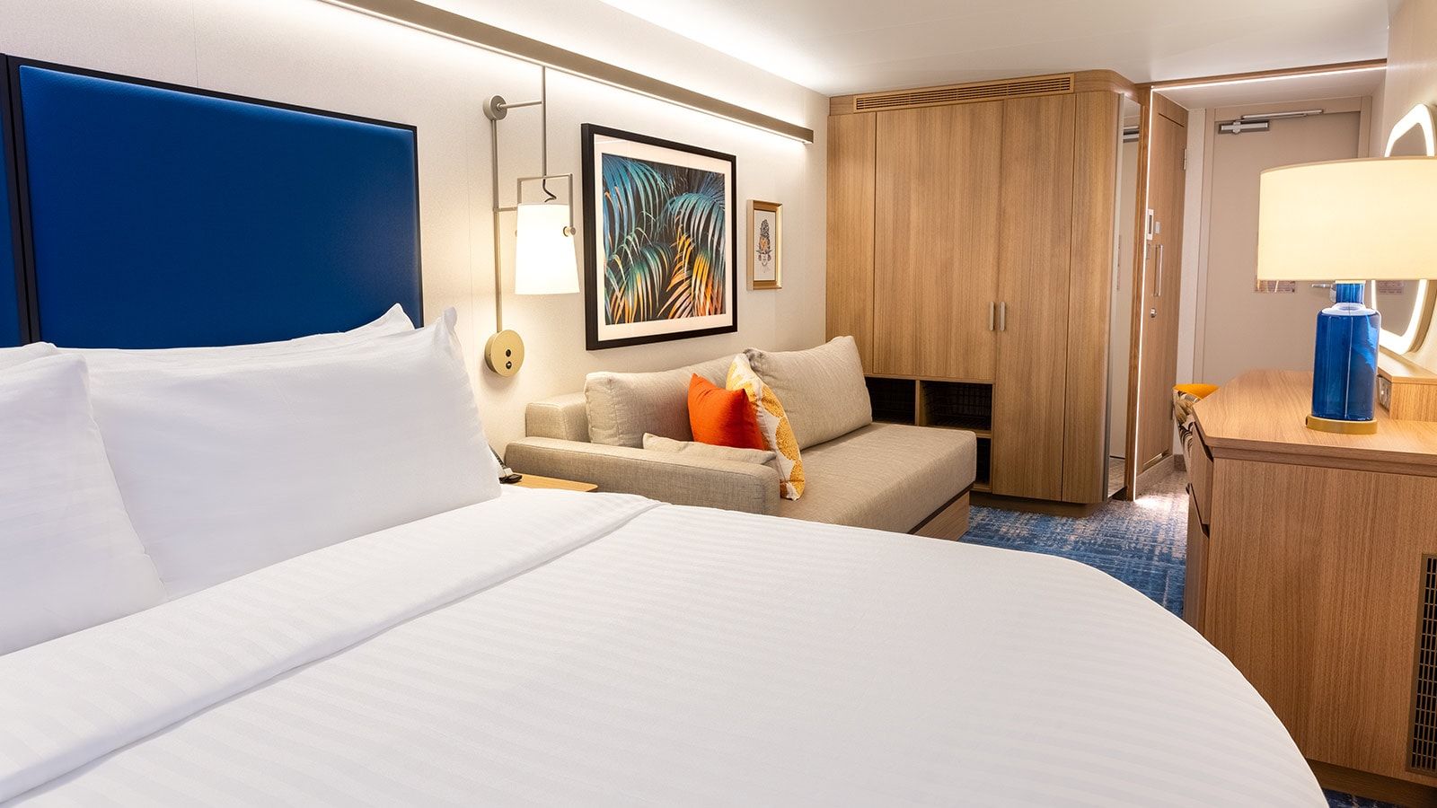 Icon of the Seas Surfside Family Interior (T5) cabin, photo 2 of 4