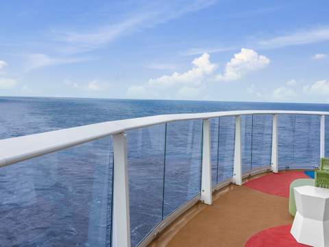 Icon of the Seas Ultimate Family Townhouse (UL) balcony, photo 3 of 4