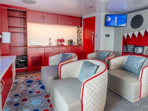 Icon of the Seas Ultimate Family Townhouse (UL) living area, photo 5 of 13