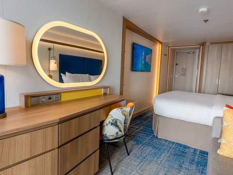 Icon of the Seas Ocean View with Large Balcony (C3) cabin, photo 4 of 4