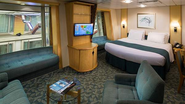 Independence of the Seas Spacious Promenade View Interior (1Q) cabin, photo 1 of 2