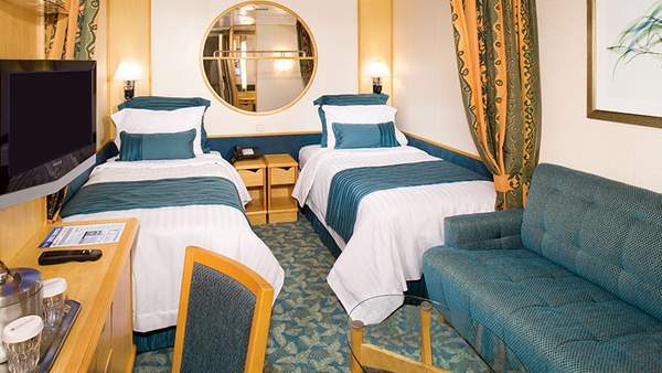 Independence of the Seas Interior (4V) cabin, photo 1 of 3