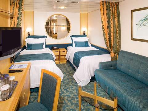 Independence of the Seas Interior (1V) cabin, photo 1 of 3