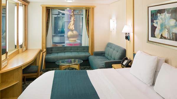 Independence of the Seas Promenade View Interior (2T) cabin, photo 1 of 4