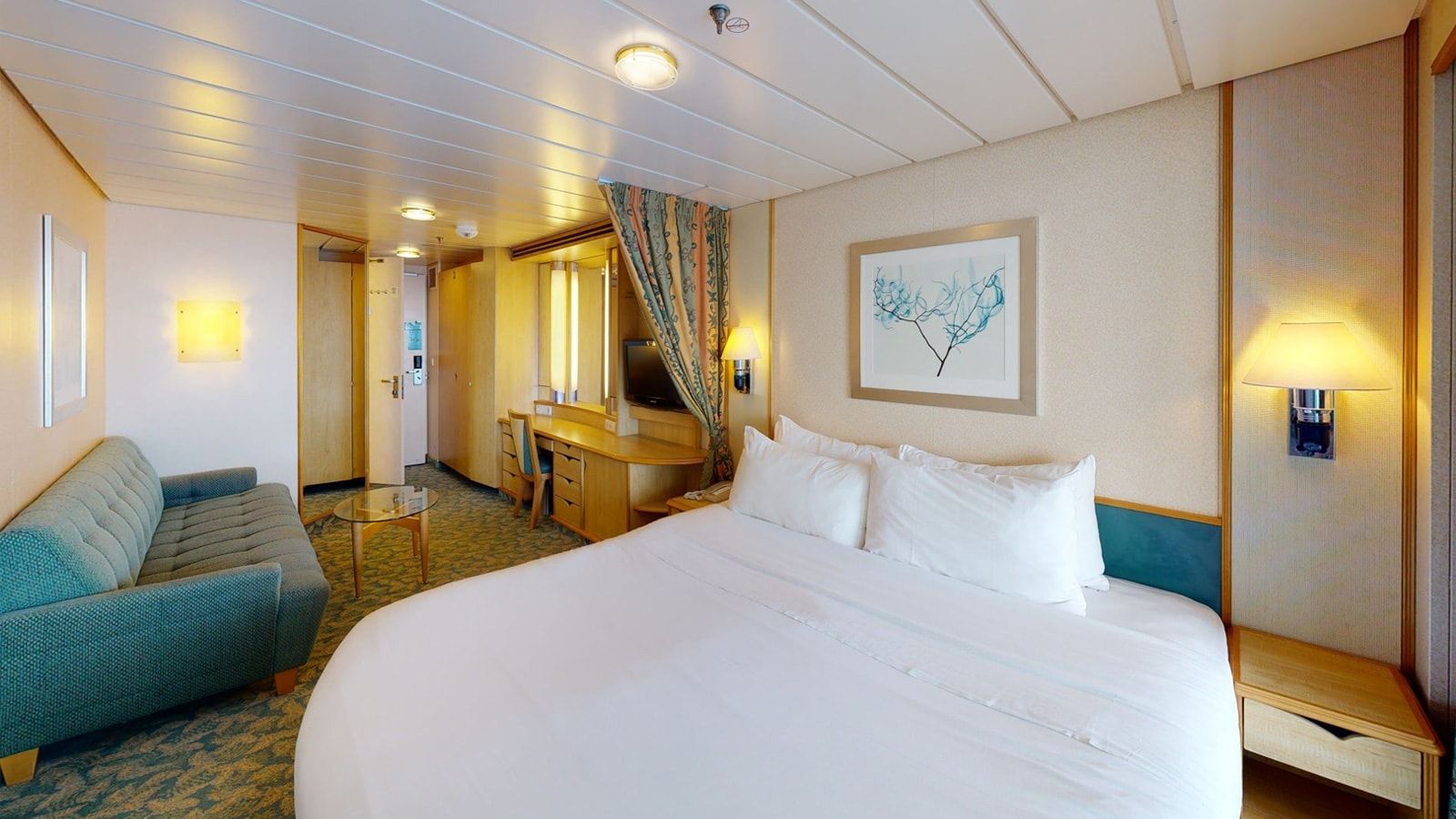 Independence of the Seas Spacious Ocean View (4M) cabin, photo 3 of 3