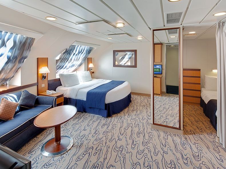 Jewel of the Seas Ultra Spacious Ocean View (1K) cabin, photo 1 of 4