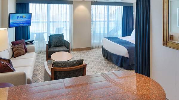 Jewel of the Seas Grand Suite - 1 Bedroom (GS) bedroom, photo 1 of 3
