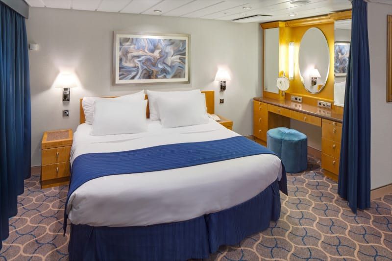 Jewel of the Seas Grand Suite - 1 Bedroom (GS) bedroom, photo 4 of 4