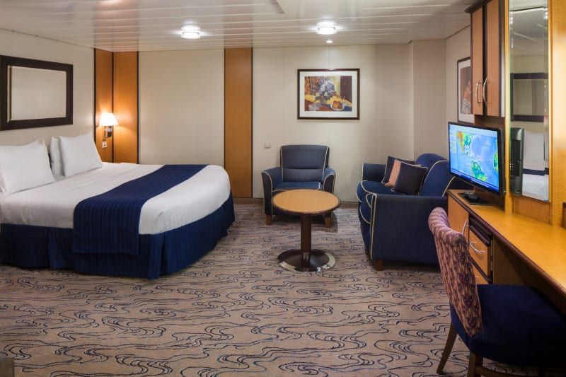 Jewel of the Seas Interior - Accessible (2V) cabin, photo 3 of 3