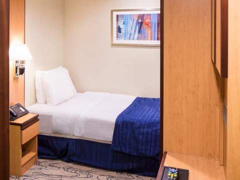 Jewel of the Seas Studio Interior (2W) cabin, photo 3 of 3