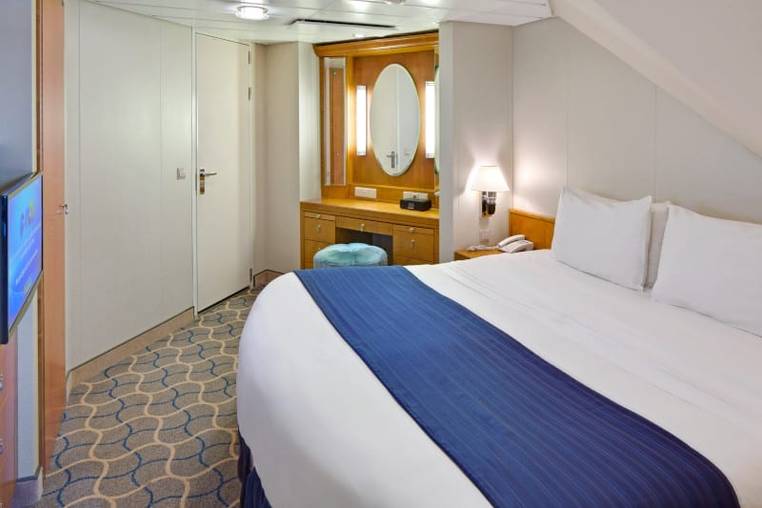 Jewel of the Seas Owner's Suite - 2 Bedroom (OT) bedroom, photo 4 of 4