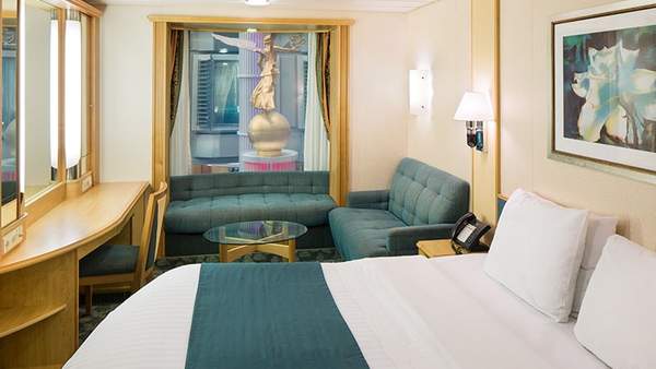 Liberty of the Seas Promenade View Interior (2T) cabin, photo 1 of 3