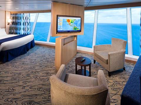 Liberty of the Seas Ocean View Panoramic Suite (No Balcony) (VP) bedroom, photo 1 of 2
