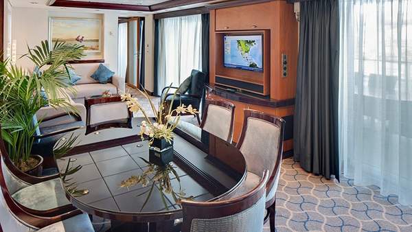 Liberty of the Seas Villa Suite - 4 Bedroom (VS) living area, photo 1 of 2