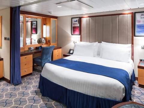 Liberty of the Seas Grand Suite - 1 Bedroom (GS) bedroom, photo 3 of 3