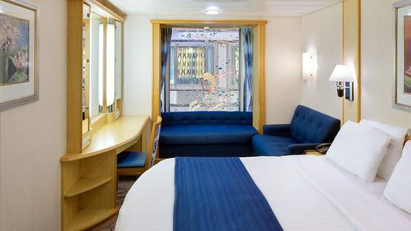 Mariner of the Seas Promenade View Interior (2T) cabin, photo 1 of 3